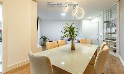 Apartamento para Venda em Curitiba, Portão, 3 dormitórios, 1 suíte, 2 banheiros, 1 vaga