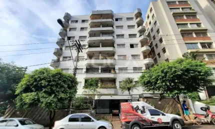 Apartamento Padrão de 2 dormitórios no Centro de Ribeirão Preto - Venda e Locação
