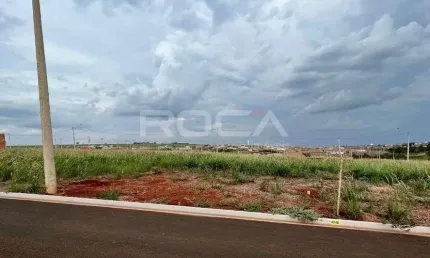Ótima oportunidade! Terreno padrão à venda em Bella Cravinhos 2, Cravinhos.