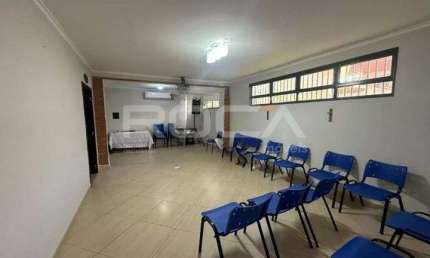 Casa à venda com 4 dormitórios no bairro Campos Elíseos, em Ribeirão Preto.