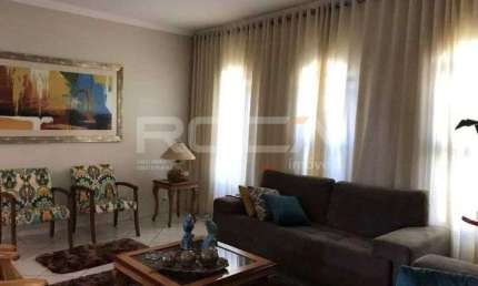 Casa de 4 dormitórios no Jardim Antartica, Ribeirão Preto