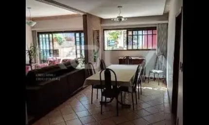 Casa de alto padrão com 4 dormitórios e piscina no bairro Ribeirânia em Ribeirão Preto