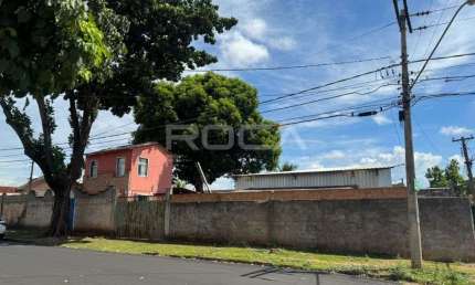 Área à venda para edificação residencial ou comercial