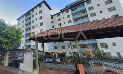 Apartamento à venda de 3 dormitórios no bairro Jardim Palma Travassos, em Ribeirão Preto.