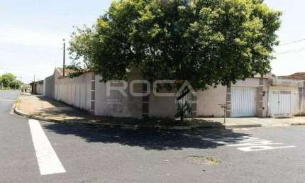 Casa para fins residenciais e comerciais com 2 dormitórios para alugar em Antônio Marincek, Ribeirão Preto
