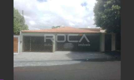 Venda de Casas / Padrão na cidade de Ribeirão Preto