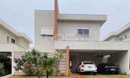 Casa de luxo no Condomínio Jardim Guaporé com 5 suítes e piscina aquecida