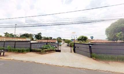 Linda casa térrea com 3 dormitórios no Condomínio do Ipiranga em Ribeirão Preto