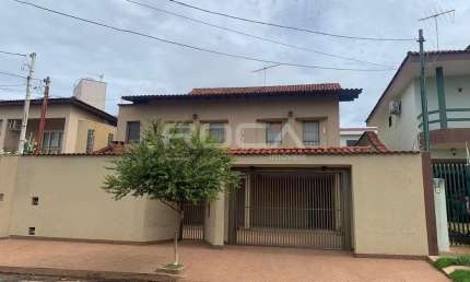 Venda de Casas / Padrão na cidade de Ribeirão Preto