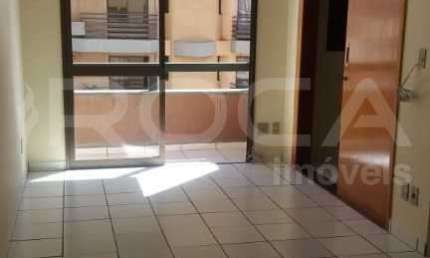Apartamento à venda no bairro Vila Seixas em Ribeirão Preto.