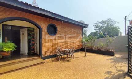 Casa residencial ou comercial de alto padrão para alugar no bairro República em Ribeirão Preto