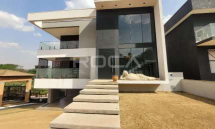 Venda de Casas / Condomínio na cidade de Ribeirão Preto