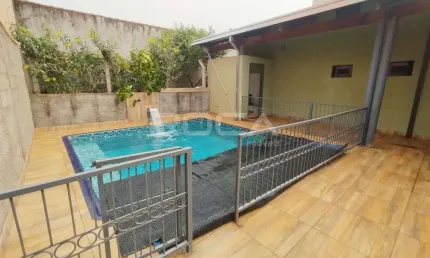 Casa à venda com 2 dormitórios no bairro Candido Portinari em Ribeirão Preto!