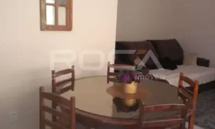 Impecável apartamento de 2 dormitórios com suíte no bairro Monte Alegre em Ribeirão Preto