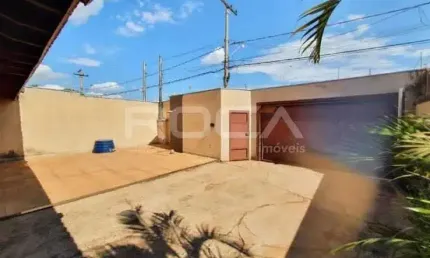 Casa com 3 dormitórios no bairro Candido Portinari, em Ribeirão Preto