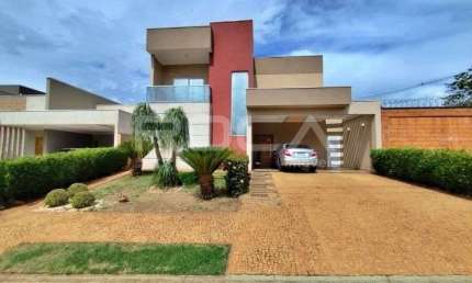 Casa de luxo em condomínio com 3 suítes na Quinta da Primavera