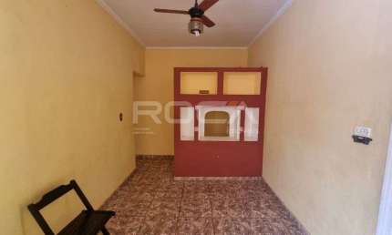Casa à venda com 3 dormitórios no bairro Vila Tibério, Ribeirão Preto