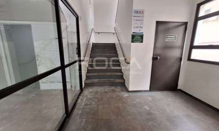 Sala Comercial para Alugar com 32m² de área útil no bairro Vila Tibério - Ribeirão Preto