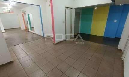 Prédio comercial para alugar com 100m² de área útil no bairro Centro - Ribeirão Preto
