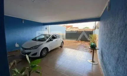 Sobrado à venda com 3 dormitórios no bairro Jardim Antártica em Ribeirão Preto