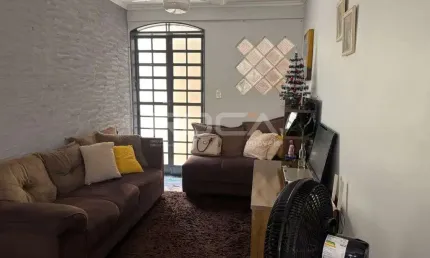 Apartamento Térreo à venda com 2 dormitórios no bairro Vila Virgínia em Ribeirão Preto.
