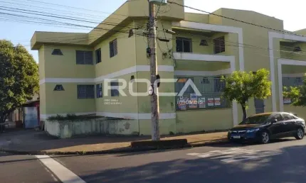 Apartamento à venda e locação com 1 dormitório no bairro Jardim Irajá, em Ribeirão Preto.