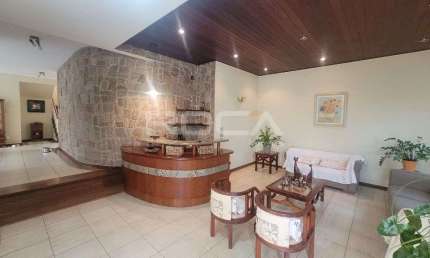 Sobrado Residencial ou Comercial na Avenida Santa Luzia em Ribeirão Preto.