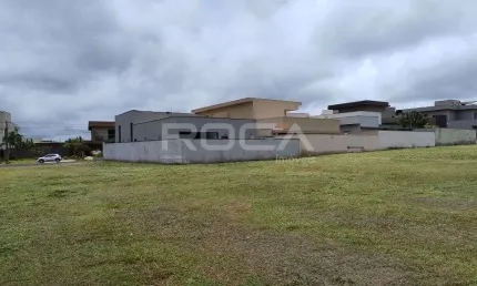 Terreno à venda no condomínio residencial alto do castelo em ribeirão preto