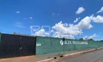 Terreno à venda com 1.850m² no bairro Jardim Salgado Filho em Ribeirão Preto.