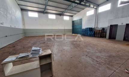 Barracão Comercial para Locação com 430m² de área útil no Bairro Jardim Salgado Filho, Ribeirão Preto