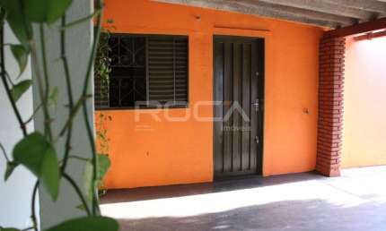 Casa à venda com 3 dormitórios no bairro Vila Virgínia, em Ribeirão Preto.