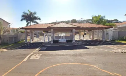 Sobrado para venda e locação com 3 quartos no bairro Vila do Golf, em Ribeirão Preto.