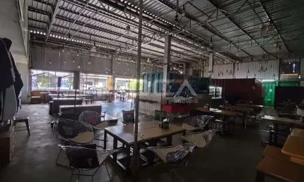 Espaço comercial perfeito para o seu negócio na Vila Amélia!