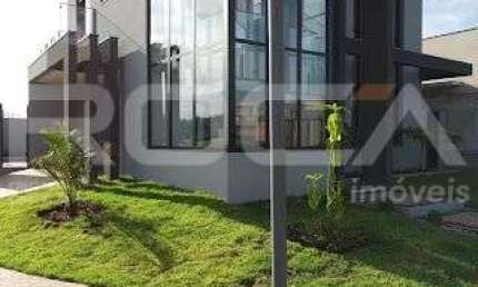 Casa à Venda no Condomínio Portal da Mata em Ribeirão Preto - 3 Suítes