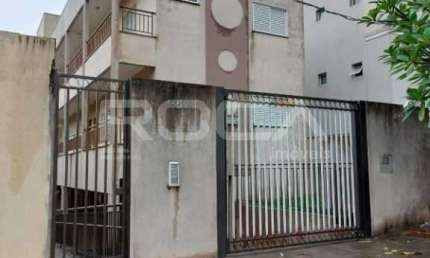 Apartamento à Venda de 2 dormitórios no Jardim Anhanguera em Ribeirão Preto