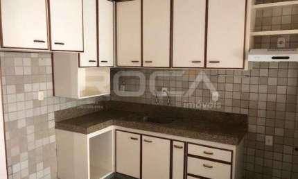 Casa com Sobrado à venda com 3 dormitórios no bairro Vila Seixas, em Ribeirão Preto.