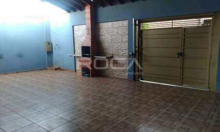 Casa à venda com 2 dormitórios no bairro Jardim Dr. Paulo Gomes Romeu, em Ribeirão Preto.