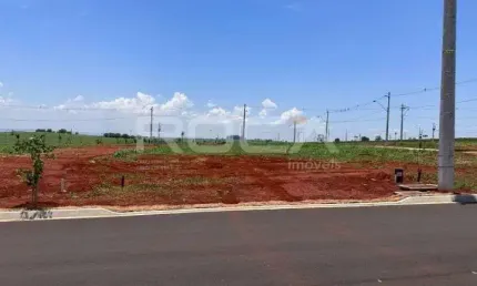 Terreno à venda com 300m² no condomínio residencial alto do castelo ii, em ribeirão preto.