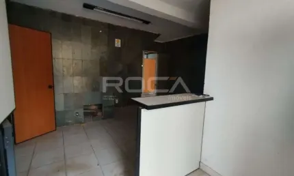 Imóvel comercial: Sobrado com 02 dormitórios no Parque Anhanguera, Ribeirão Preto!