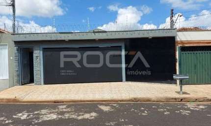 Casa comercial à venda com 9 salas no Jardim Independência em Ribeirão Preto.