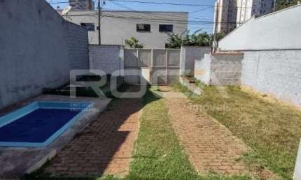 Área de lazer à venda com piscina no bairro Jardim Antartica, em Ribeirão Preto.