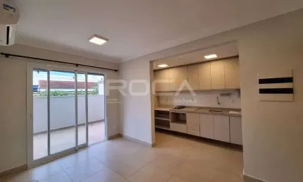 Apartamento térreo com 2 dormitórios na Av. Maurilio Biagi em Ribeirão Preto.
