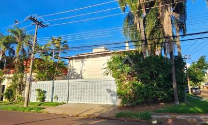 Casa Comercial de esquina para locação no Jardim Canadá, em Ribeirão Preto (em frente ao Ribeirão Shopping).