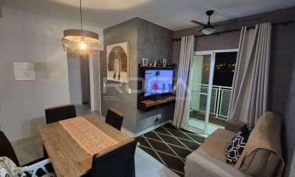 Apartamento à venda com 2 quartos no bairro Jardim Anhanguera, em Ribeirão Preto.
