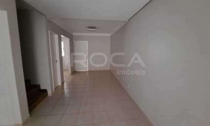 Casa à venda com 3 quartos sendo 1 suíte no Condomínio Vila do Golf, em Ribeirão Preto