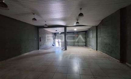 Salão comercial para alugar no bairro Centro de Ribeirão Preto.