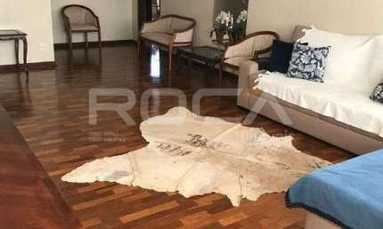 Apartamento com 3 quartos para alugar no Centro de Ribeirão Preto.