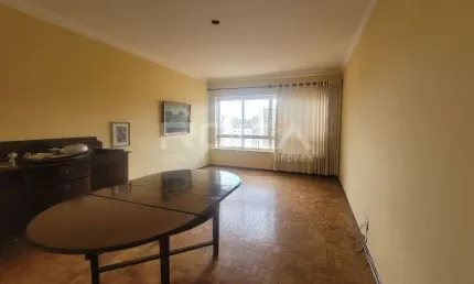 Apartamento à venda com 3 quartos, sendo 1 suíte no Centro de Ribeirão Preto.