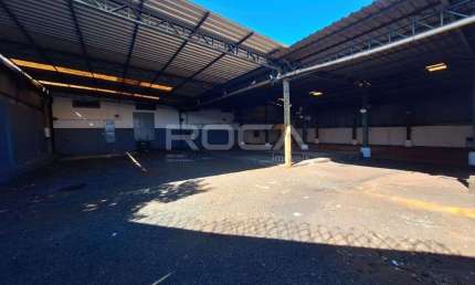 Barracão/Galpão comercial para alugar com 1.000m² de área útil no bairro Jardim Independência, em Ribeirão Preto