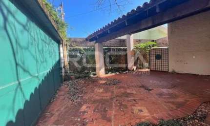Casa Sobrado para alugar com 3 quartos, sendo 1 suíte, no bairro City Ribeirão, em Ribeirão Preto